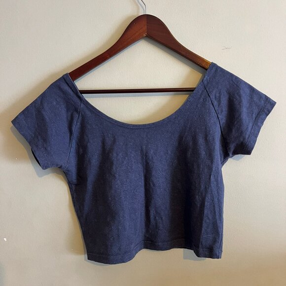 Hemp Yoga Crop Top - Made in Canada - Picture 2 of 4